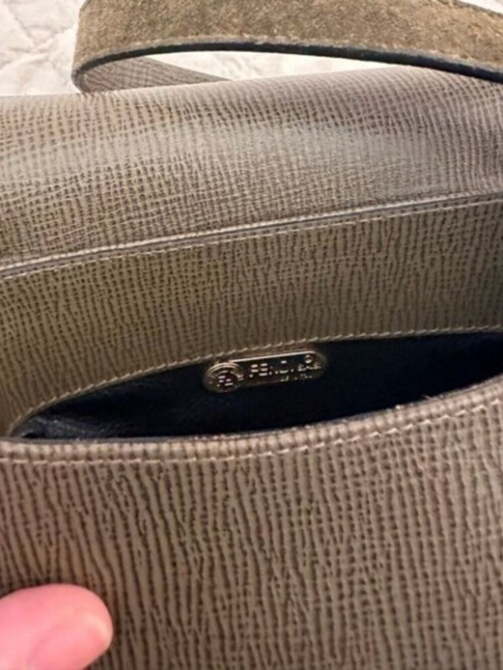 Fendi Green Leather and Suede Crossbody Bag - Picture 4 of 16